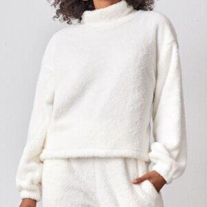 Shein Mock neck drop shoulder teddy pullover